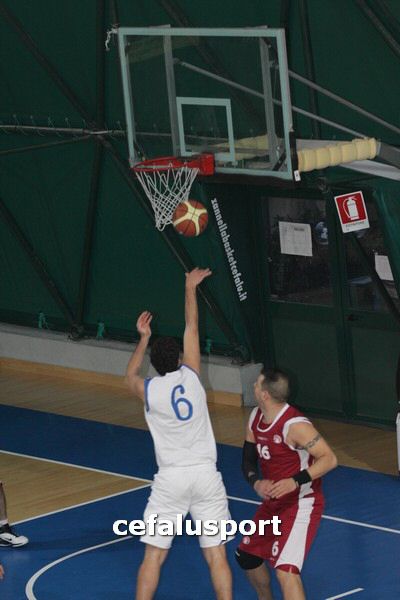 120304 sport 361_tn.jpg